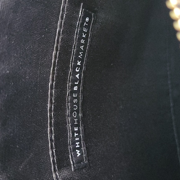 White House Black market Floral clutch - Picture 4 of 7